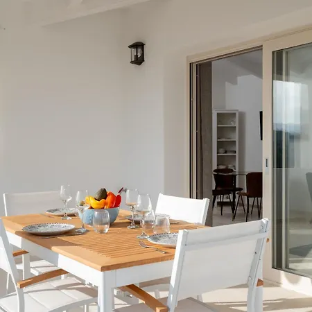 Apartman Bellevue 36b By Klodge Budoni